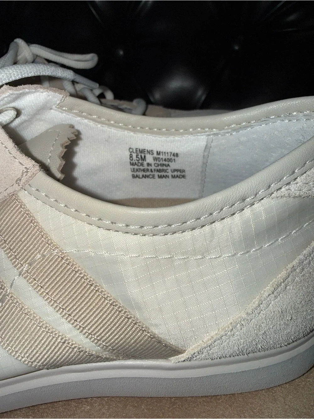 LIKE NEW ITALIAN  MUNRO BEIGE NEUTRAL COMBO SNEAKERS - SIZE 8.5